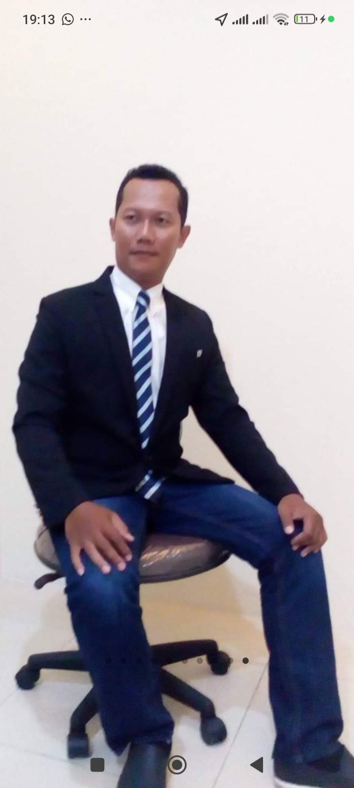 Agent Photo